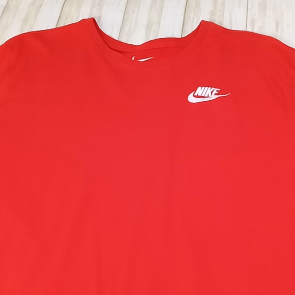 Nike Tops - 🎪The Nike Tee Athletic Cut Red Women's Size XL